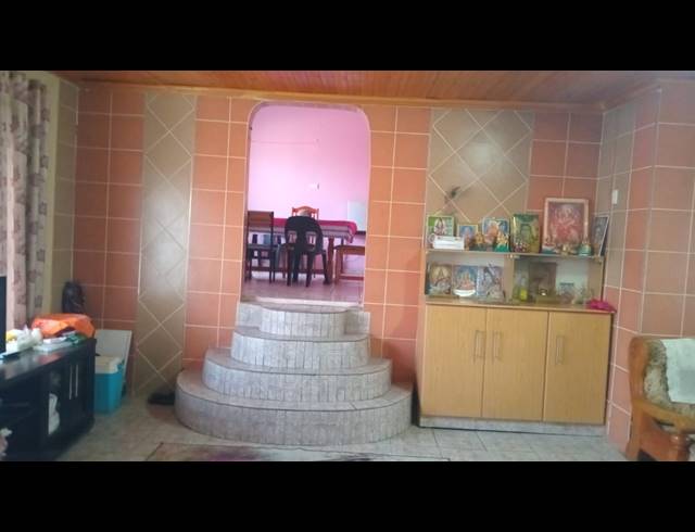 5 BEDROOM HOUSE FOR SALE IN CROSSMOOR